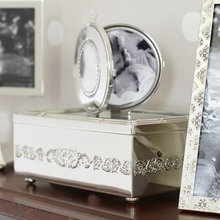 ECLECTIC BEDROOM.