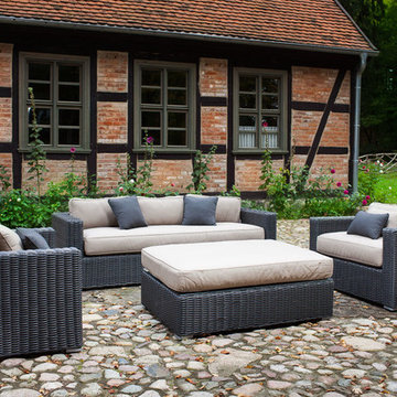 Toja Patio Furniture - Yorkville Couch Set - House