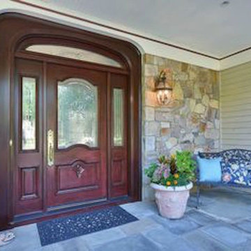 Franklin Lakes Farmhouse Colonial