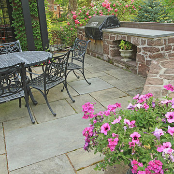 Fire Features & Outdoor Kitchens