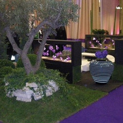 Grand Marry Outdoor Pot by Serralunga - Outdoor Pots And Planters