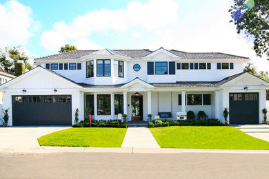 Home design - transitional home design idea in Orange County