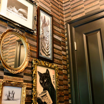 A Powder Room to Ponder In