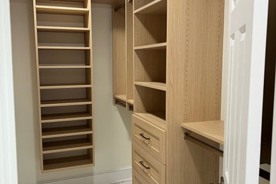 Example of a minimalist home design design in Charlotte