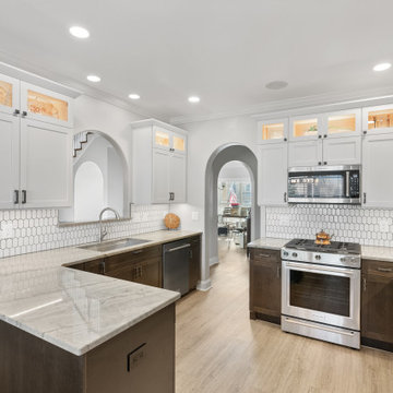 Beautiful Kitchen Remodel Done in Two-Tone Color Cabinets