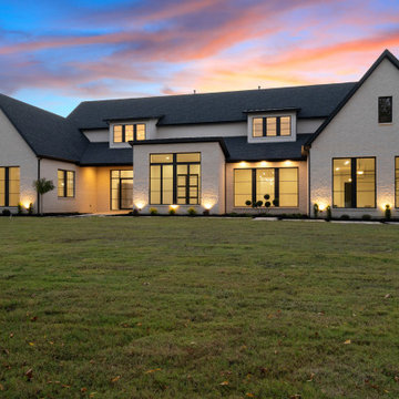 Ultra Modern Farmhouse {Frisco, TX}
