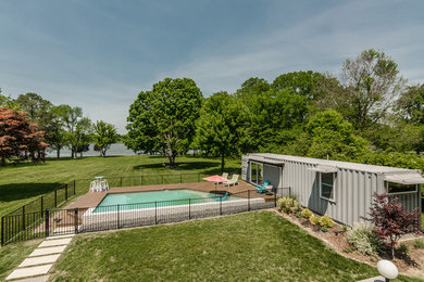 Home design - mid-century modern home design idea in Other