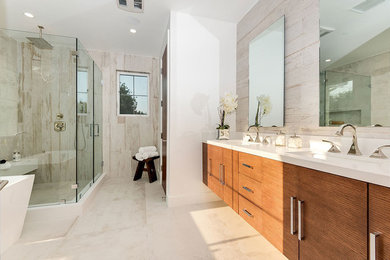 Example of a bathroom design in Los Angeles