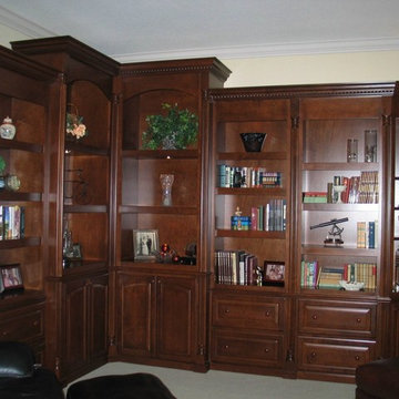 Custom Libraries, Bookcases, & Display Units