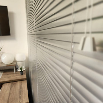 Aluminum blinds for living room