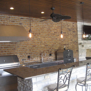 High Point Outdoor Kitchen (Designer: Jerilyn Horn)