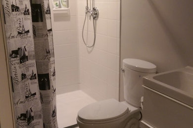Photo of a modern bathroom in Philadelphia.