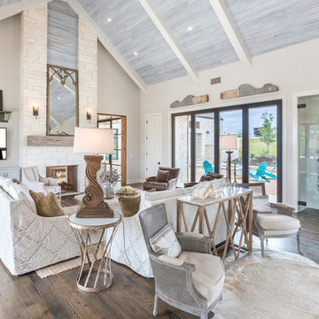 Rough Hollow Parade of Homes 2017 Vinyard Farmhouse