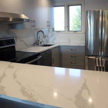 Small condo with a dramatic kitchen