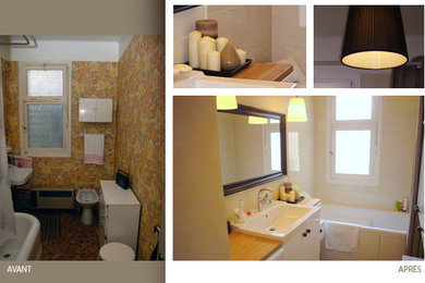 Idée de décoration pour une petite salle de bain principale design avec des portes de placard blanches, un plan de toilette en bois, une baignoire encastrée, un carrelage beige et des carreaux de céramique.