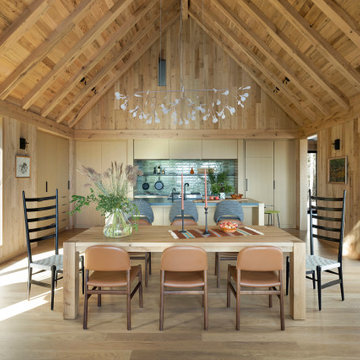 White Oak Paneling and Timbers in Modern Coastal Dining Room