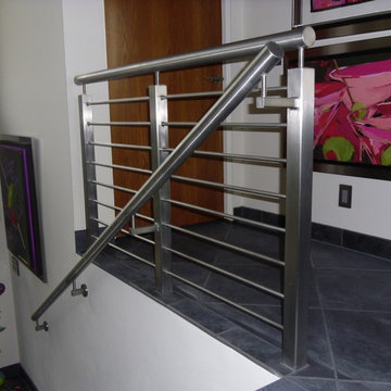 Avila: Modern Ornamental Railing