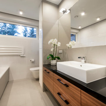 Bathroom Remodel in Long Beach, CA. by A-List Builders