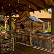 Outdoor Kitchen