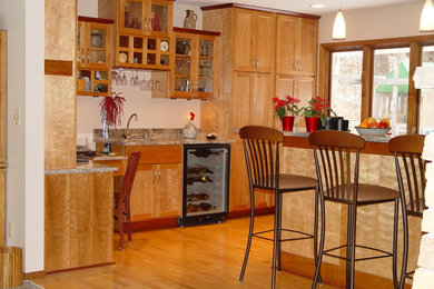 Example of an arts and crafts kitchen design in Minneapolis
