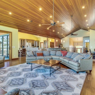 Lake Front Luxury