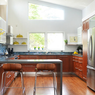 Mar Vista Modern Stage