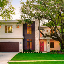 Exterior: 1032 LaSalle
