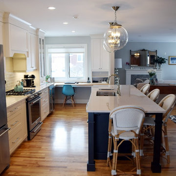Transitional Kitchen in Ottawa, Ontario