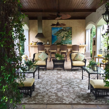 Romantique Outside Living