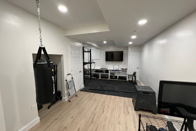 Home gym - home gym idea in New York