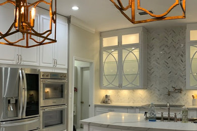 Example of a transitional kitchen design in Miami