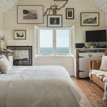 Beach hut