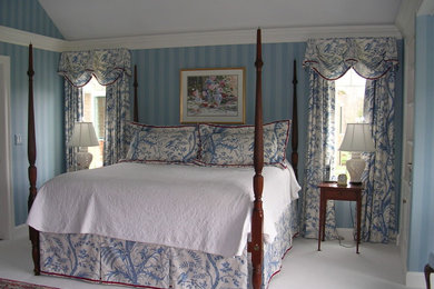 Photo of a traditional bedroom in Boston.