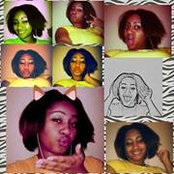Raina Loves foto