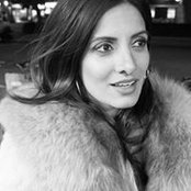 Maya Deshmukhs foto