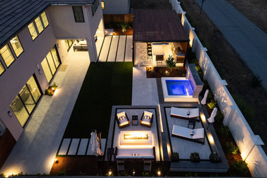 Patio - modern patio idea in San Francisco