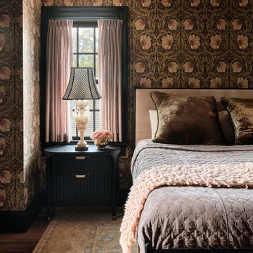 Art Deco Inspired Wallpapers in a Historic Home