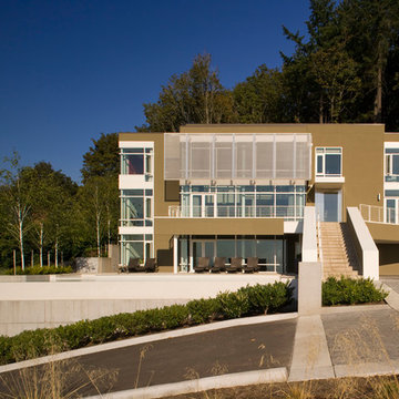 Holmes Residence