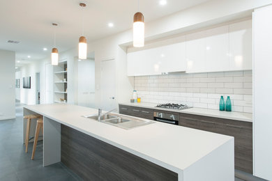 This is an example of a modern kitchen in Adelaide.