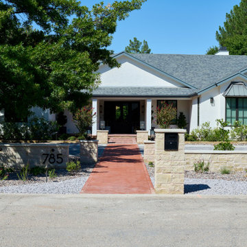 Modern Farmhouse in the Valley