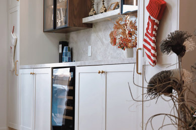 Inspiration for a transitional home bar remodel in San Francisco