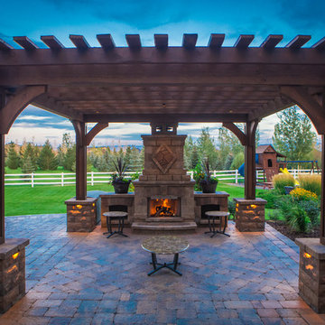 Outdoor Patio + Kitchen