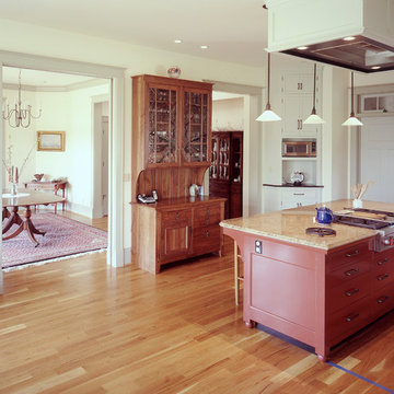 Lake House Arts and Crafts, Custom Kitchen and Millwork