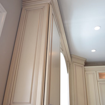 Alma Cognac Kitchen With Custom Hood