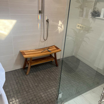 Geneva Bathroom