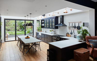 Houzz Tour: Rich Color and Classic Features Revive a Row House