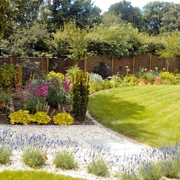 Large Country Garden