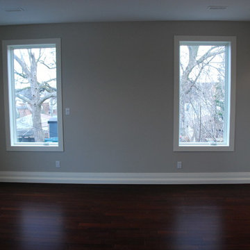 318 Indian Road Crescent