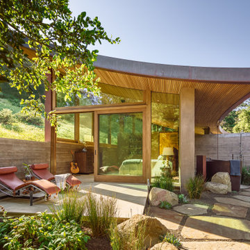 Central Coast Guest House and Studio