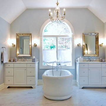Glamorous Master Retreat
